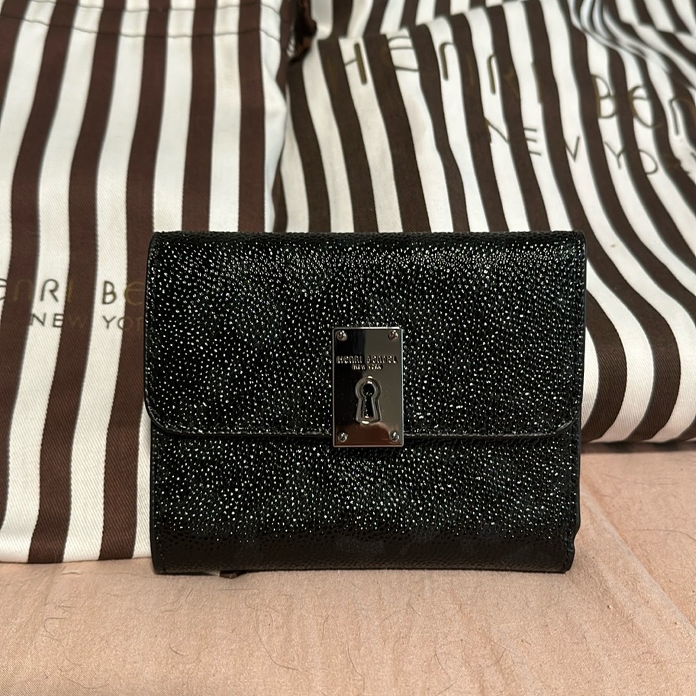 Henri Bendel Wallet